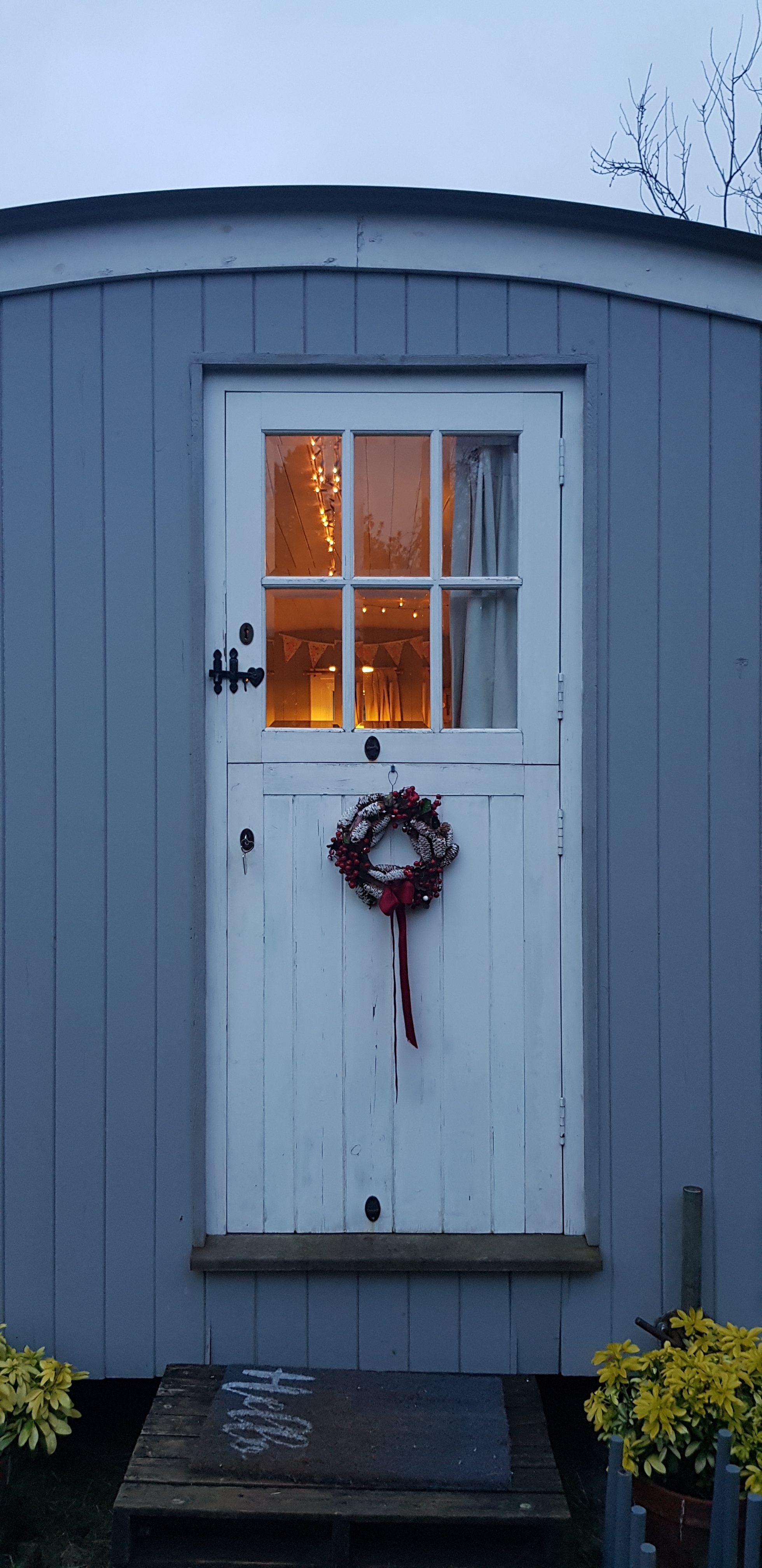 The shepherd's hut door The shepherd's hut door